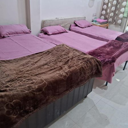 Sangam Vatika Home Stay Allāhābād Junction Eksteriør bilde